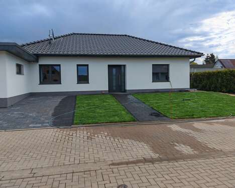 Foto - Haus zum Mieten in Erxleben 1.450,00 € 115 m²