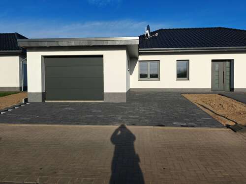 Foto - Haus zum Mieten in Erxleben 1.450,00 € 115 m²