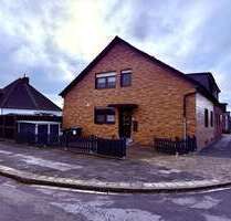 Haus zum Kaufen in Moers 319.000,00 € 159 m²