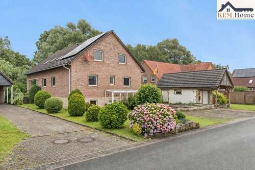 Foto - Haus zum Kaufen in Helpsen 377.000,00 € 255 m²
