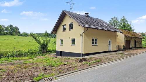 Foto - Haus zum Kaufen in Winzer 169.000,00 € 100 m²