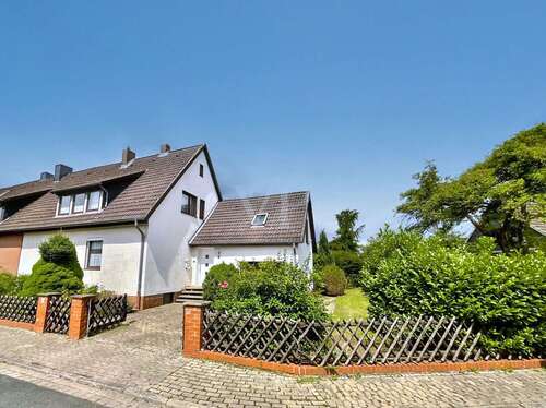 Foto - Haus zum Kaufen in Laatzen 350.000,00 € 131 m²