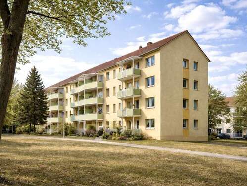 Foto - Wohnung zum Mieten in Plauen 278,19 € 50.58 m²