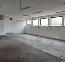 Halle in OTTENHOFEN 600,00 € 200 m²