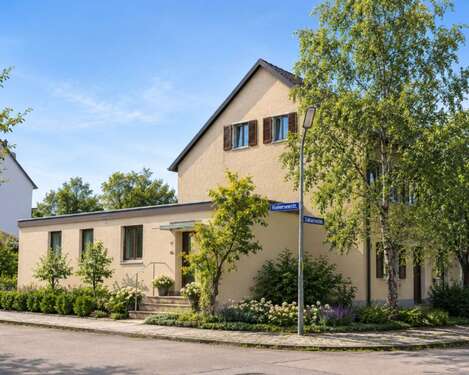 Foto - Haus zum Kaufen in München 2.160.000,00 € 235 m²