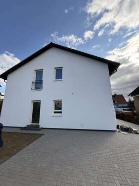 Foto - Haus zum Mieten in Blankenfelde 2.200,00 € 135 m²