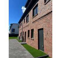 Haus zum Mieten in Norderstedt 2.300,00 € 145.33 m²