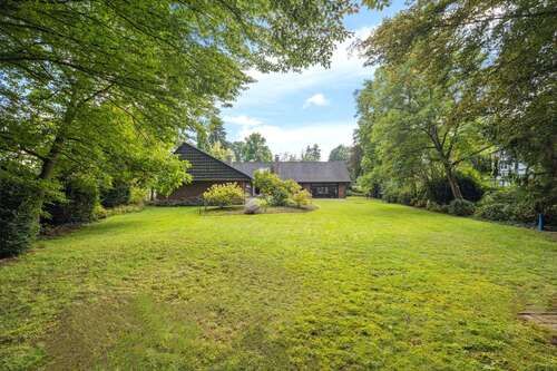 Foto - Haus zum Kaufen in Hannover 2.100.000,00 € 319 m²