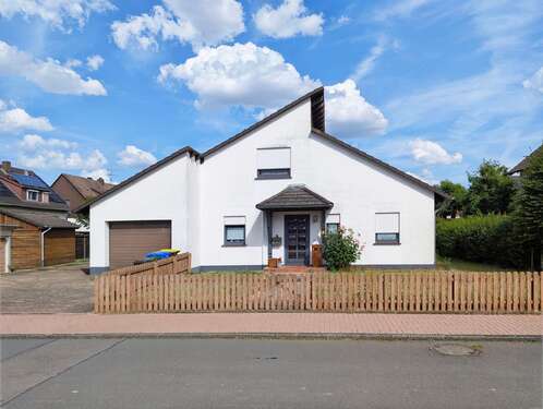 Foto - Haus zum Kaufen in Wabern 359.000,00 € 123.23 m²