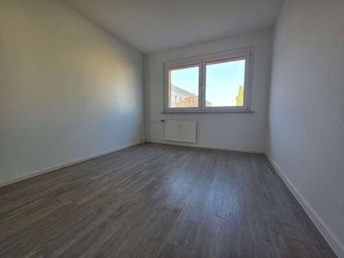 Foto - Wohnung zum Mieten in Halle 375,00 € 56.98 m²