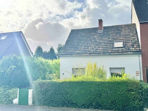 Foto - Haus zum Kaufen in Düsseldorf 299.000,00 € 135 m²