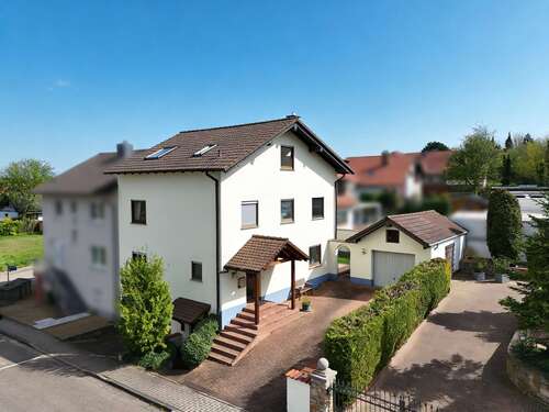Foto - Haus zum Kaufen in Bornheim 415.000,00 € 218 m²