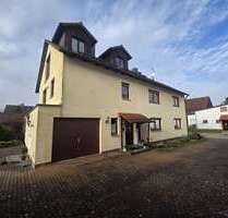 Haus zum Kaufen in Petersbuch 320.000,00 € 220 m²