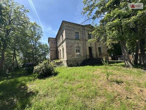 Foto - Haus zum Kaufen in Chemnitz Hilbersdorf 280.000,00 € 448.97 m²