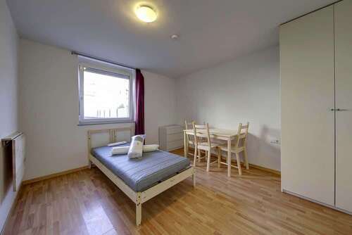 Foto - WG-Zimmer in Stuttgart 410,00 € 13 m²
