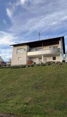 Foto - Haus zum Kaufen in WellendingenWilflingen 385.000,00 € 190 m²