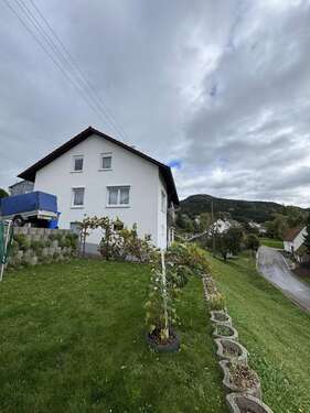 Foto - Haus zum Kaufen in WellendingenWilflingen 385.000,00 € 190 m²