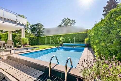 Foto - Haus zum Kaufen in Esslingen 1.390.000,00 € 193.87 m²