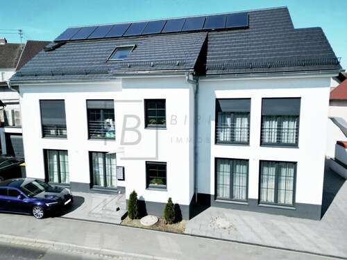 Foto - Haus zum Kaufen in Krumbach 1.299.000,00 € 364 m²