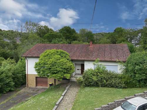 Foto - Haus zum Kaufen in Rehlingen-Siersburg 220.000,00 € 120 m²