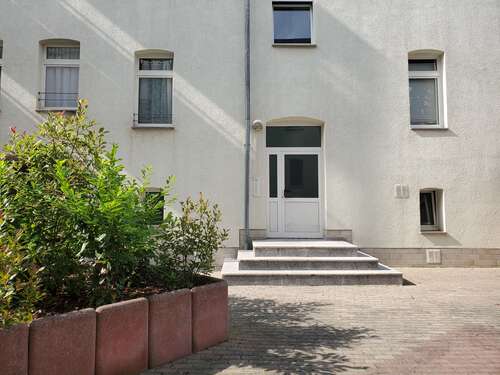 Foto - Wohnung zum Mieten in Halle 370,00 € 36.59 m²