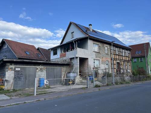 Foto - Haus zum Kaufen in Hildburghausen 175.000,00 € 250 m²