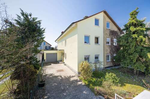 Foto - Haus zum Kaufen in München 850.000,00 € 120 m²