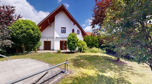 Foto - Haus zum Kaufen in Zahling 749.000,00 € 180 m²