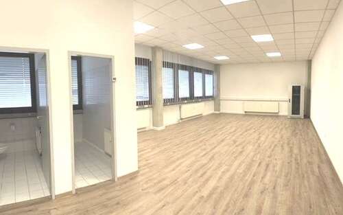 Foto - Spezialgewerbe in Mannheim-Friedrichsfeld 1.520,00 € 210 m²