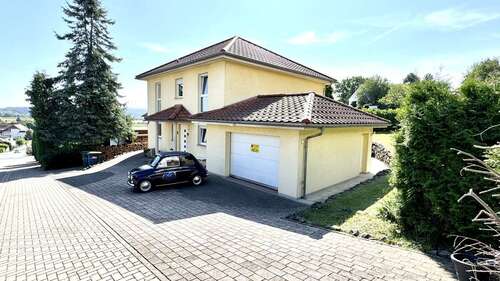 Foto - Haus zum Kaufen in Fronhausen 699.000,00 € 144 m²