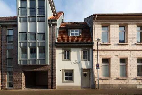 Foto - Haus zum Kaufen in Krefeld Uerdingen 345.000,00 € 160 m²