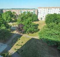 Wohnung zum Mieten in Halle 373,00 € 70.34 m²
