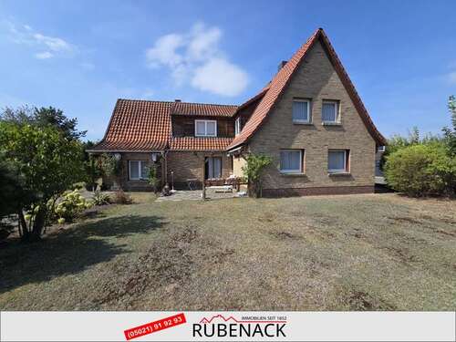 Foto - Haus zum Kaufen in Nienburg (Weser) 179.000,00 € 175 m²