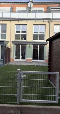 Foto - Haus zum Mieten in Feucht 1.900,00 € 140 m²