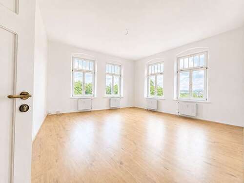 Foto - Wohnung zum Mieten in Plauen 595,00 € 105 m²