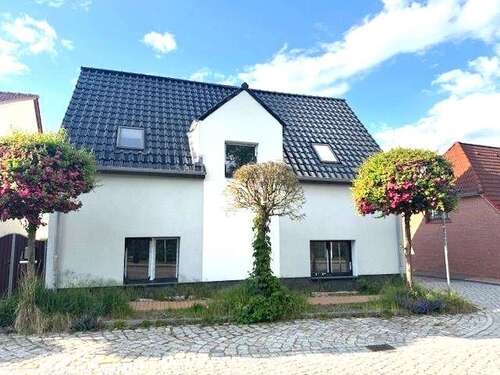 Foto - Haus zum Kaufen in Dassow 389.000,00 € 154 m²