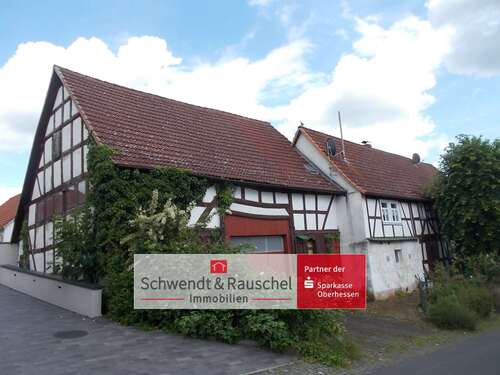 Foto - Haus zum Kaufen in Schotten 75.000,00 € 190 m²