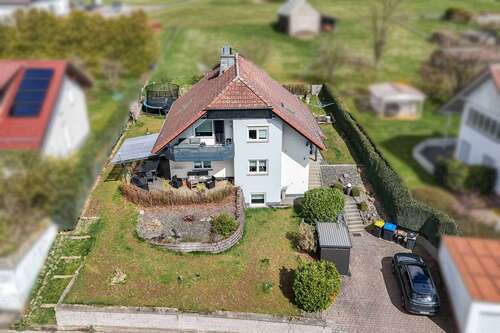 Foto - Haus zum Kaufen in Mücke 449.000,00 € 220.29 m²