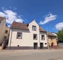 Haus zum Kaufen in Wallhalben 39.000,00 € 98 m²