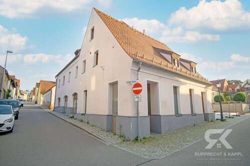 Foto - Haus zum Kaufen in Vohenstrauß 449.000,00 € 340 m²