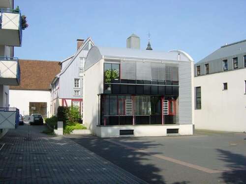 Foto - Haus zum Kaufen in Schwalbach 949.000,00 € 163 m²