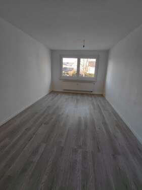 Foto - Wohnung zum Mieten in Borna 319,53 € 57 m²