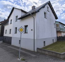 Haus zum Kaufen in Quierschied 224.000,00 € 196 m²