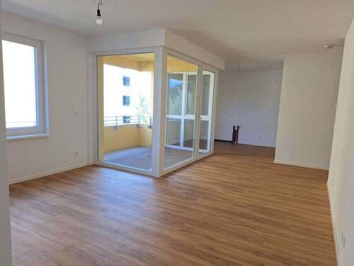 Foto - Wohnung zum Mieten in Greifswald 899,00 € 69.19 m²