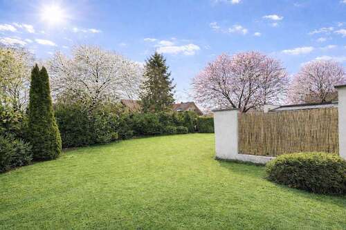 Foto - Haus zum Kaufen in Gröbenzell 1.295.000,00 € 167 m²