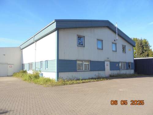 Foto - Halle in Lübeck 2.250,00 € 450 m²