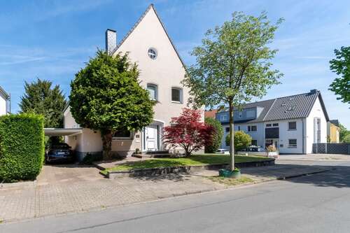 Foto - Haus zum Kaufen in Essen 998.000,00 € 177.54 m²