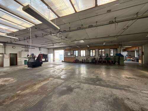 Foto - Halle in Kaltenengers 349.000,00 € 498 m²