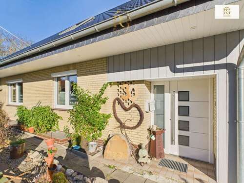 Foto - Haus zum Kaufen in Cuxhaven 481.000,00 € 195 m²