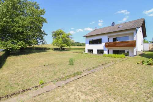 Foto - Haus zum Kaufen in Wohratal 299.000,00 € 154 m²